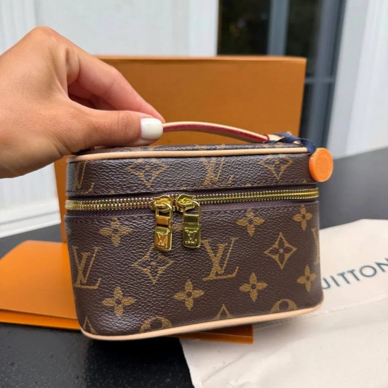 Женская кожаная сумка Louis Vuitton Nice — фото 5