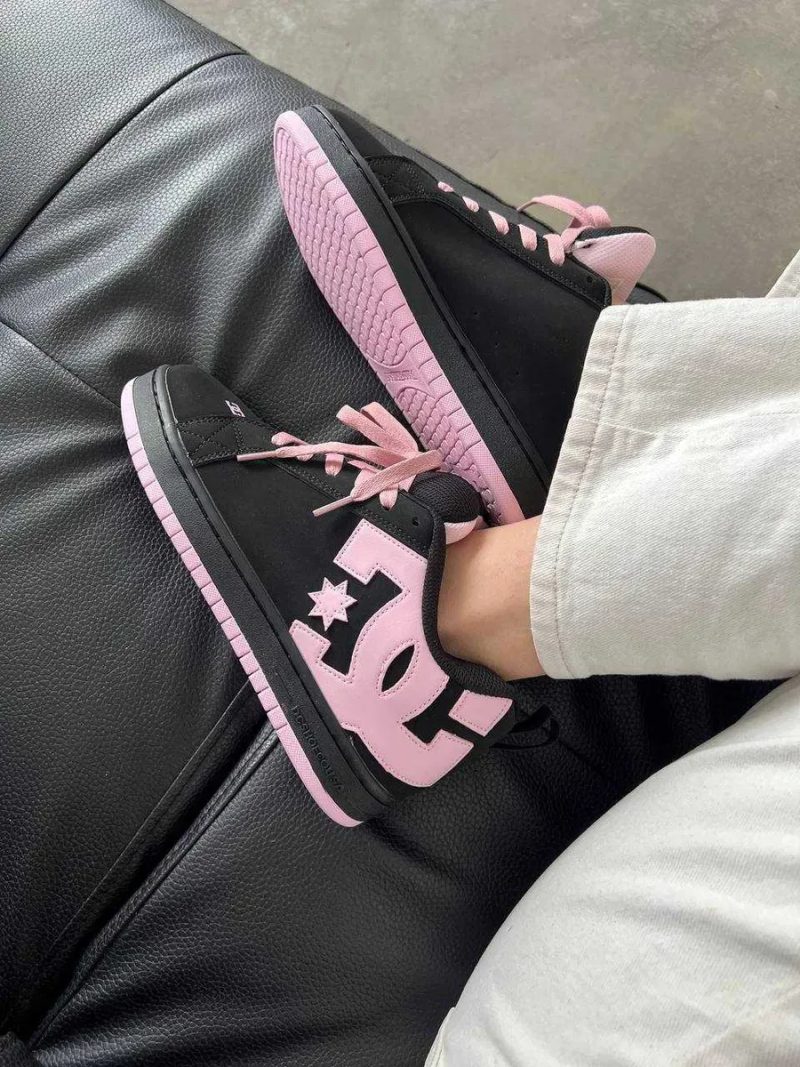 Женские кроссовки DC Shoes Court Graffik "Black Pink" Размеры 36-41 — фото 3