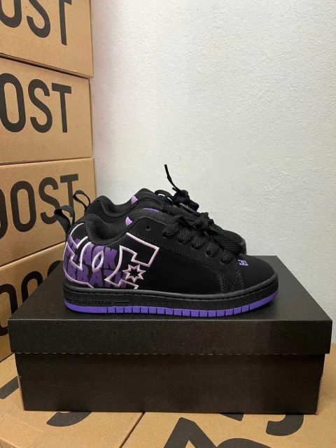 Женские кроссовки DC Shoes Court Graffik "Black Purple" 36-41