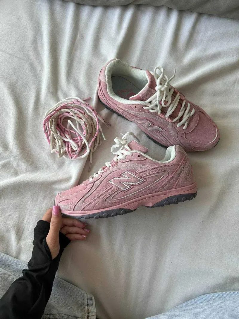 Женские кроссовки New Balance 204L Pink / Нью Беленс 204Л розовые 36 37 38 39 40 41 — фото 4