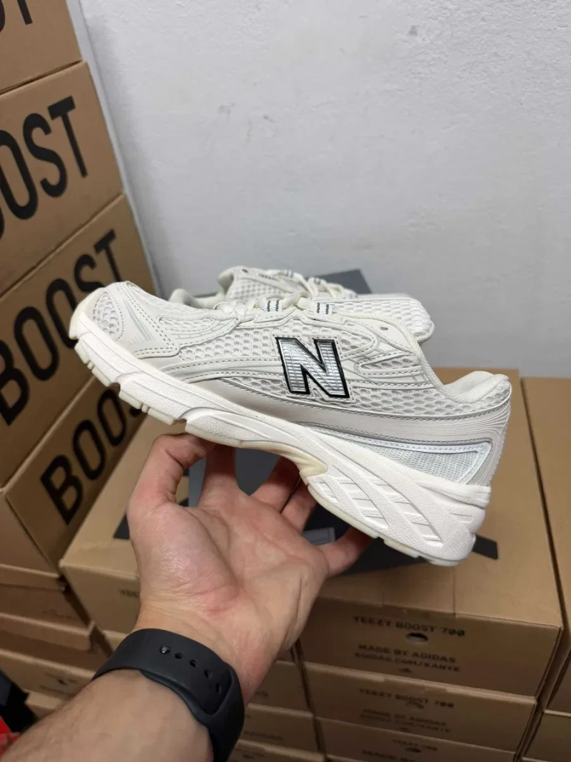 Женские кроссовки New balance 740 Beige / Нью Беленс 740 бежевые 36 37 38 39 40 — фото 3