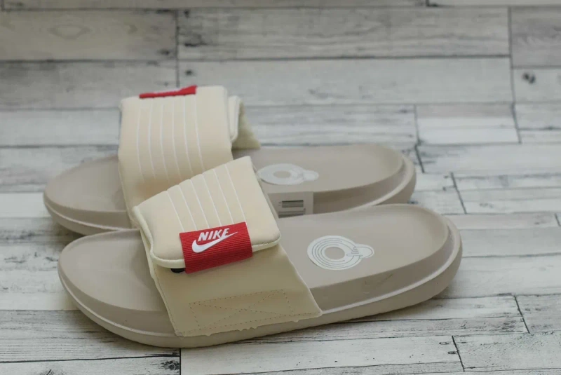 Женские шлепанцы шльопанці шлепки тапочки Nike Benassi OFFCourt — фото 3