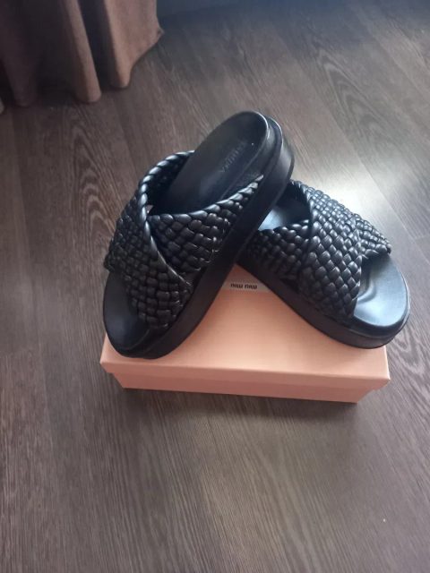 Женские шлёпки бренд BADURA