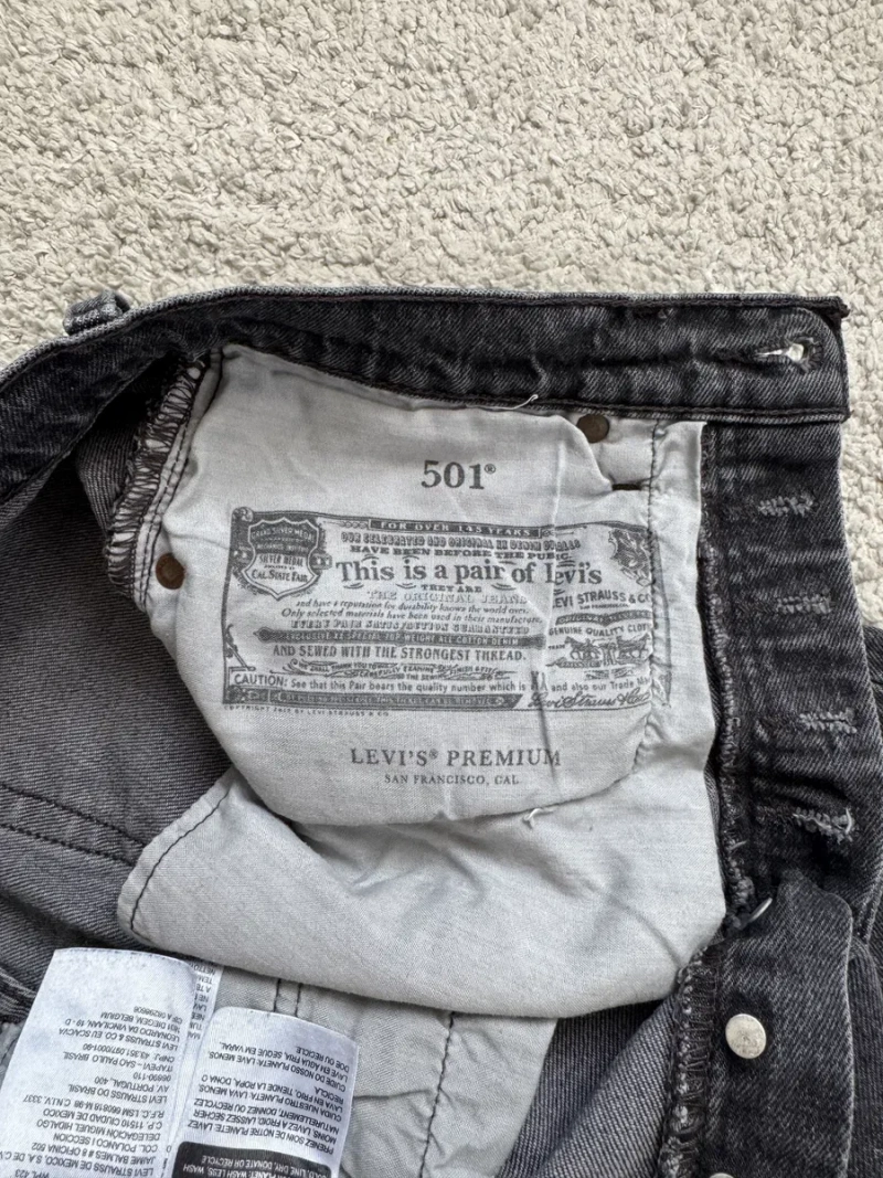 Жіночі джинси Levi’s Premium — фото 8