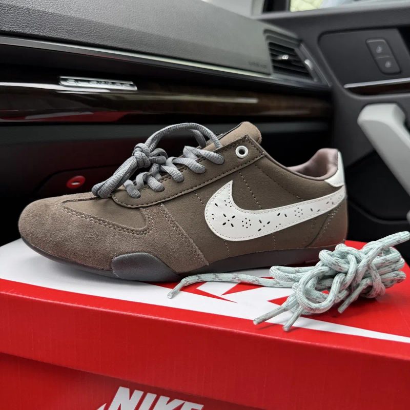 Жіночі коричневі кросівки найк Nike Sprint Sister Ridgerock дуже легкі і зручні — фото 3
