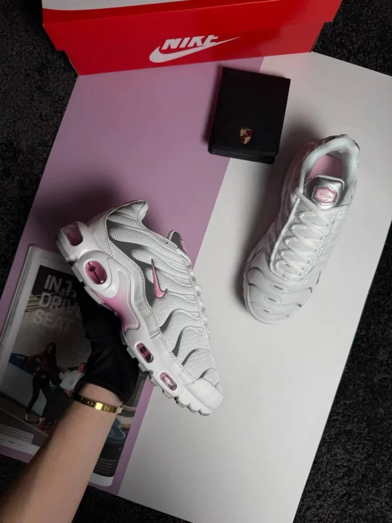 Жіночі кросівки найк аір макс Nike Air Max Plus White Metallic Pink [36-41] — фото 3