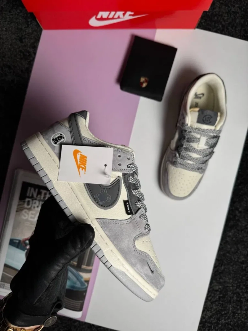 Жіночі кросівки найк данк лоу Nike SB Dunk Low x KAWS Grey Beige [36-41] — фото 3