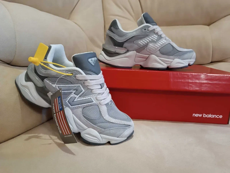 Жіночі кросівки New Balance 9060 — фото 3