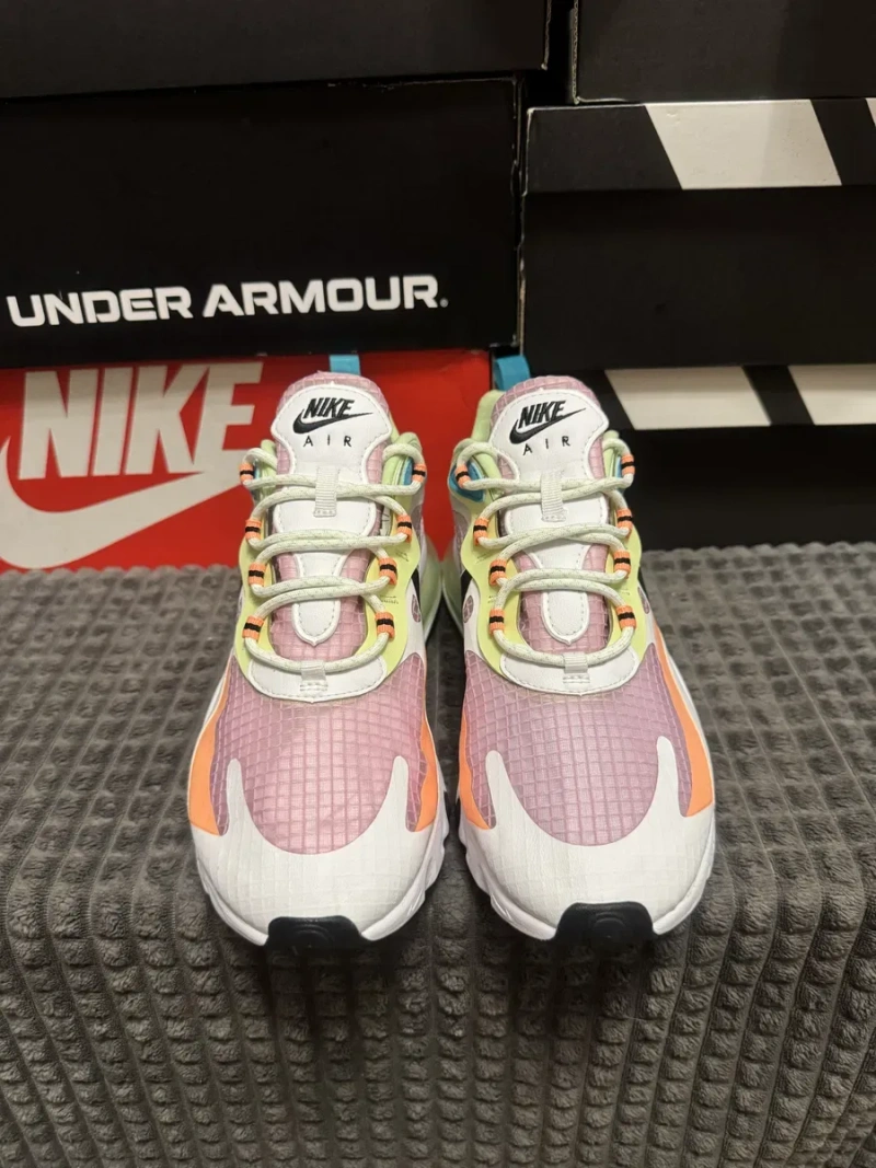 Жіночі кросівки Nike Air Max 270 React SE 41(26,5см) оригінал — фото 2