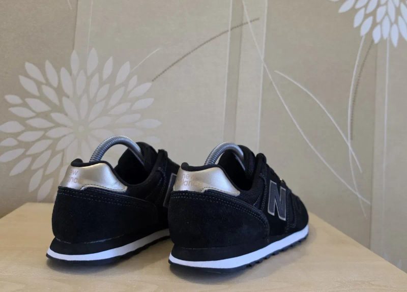 Жіночі кросівки оригінал New Balance 373 розмір 39 — фото 5