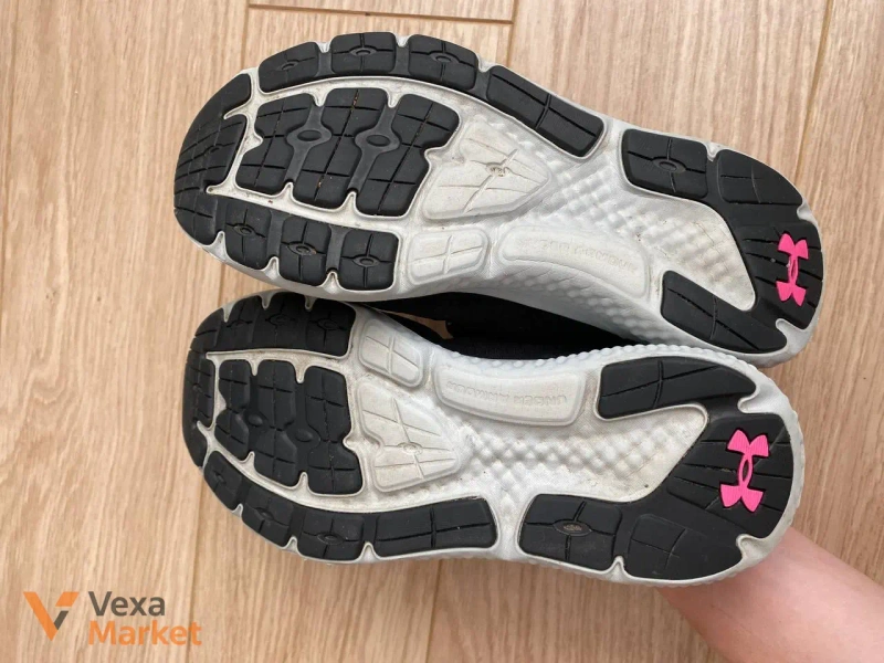 Жіночі кросівки Under Armour UA W Charged Rogue 3 Storm EUR 40 — фото 8