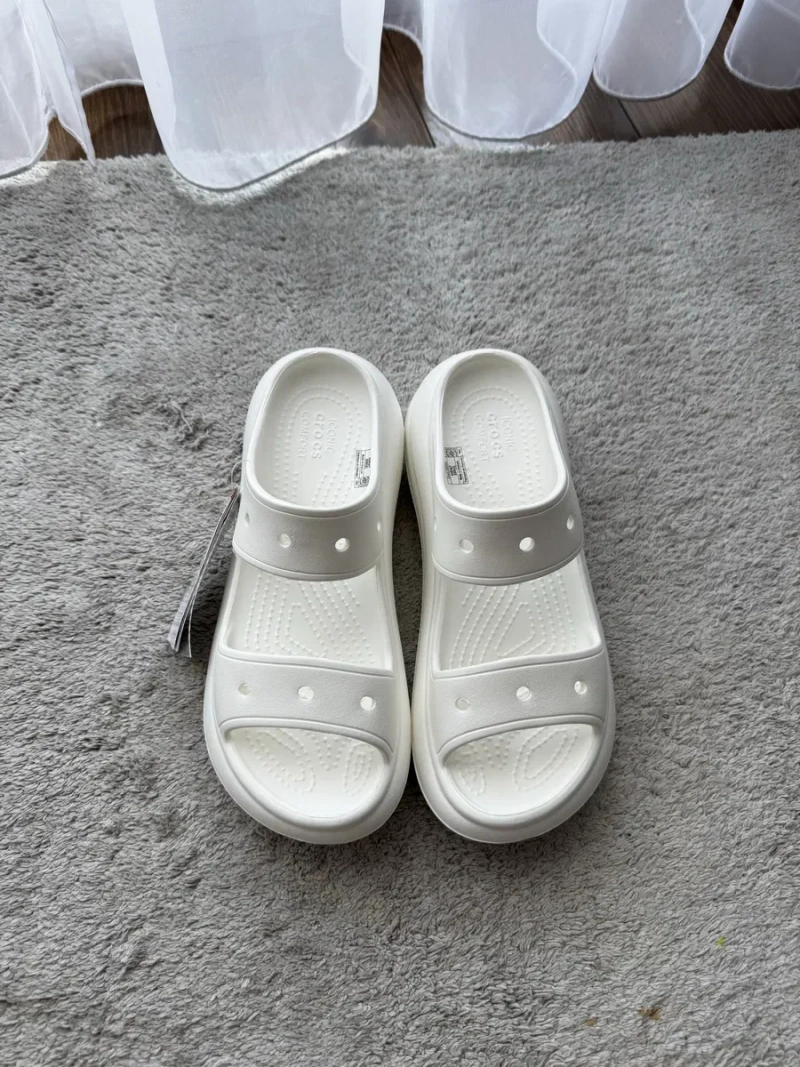 Жіночі шльопанці Крокси Crocs Classic Crush Sandal бежеві W7 36 розмір 23 CM — фото 3