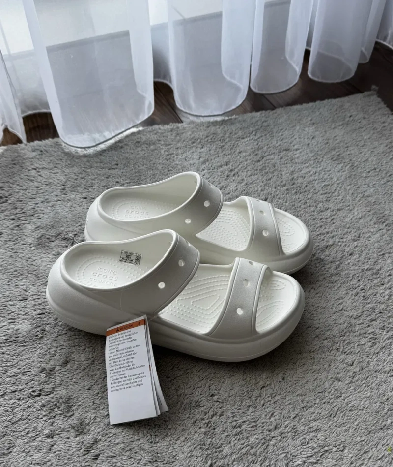 Жіночі шльопанці Крокси Crocs Classic Crush Sandal бежеві W7 36 розмір 23 CM — фото 4