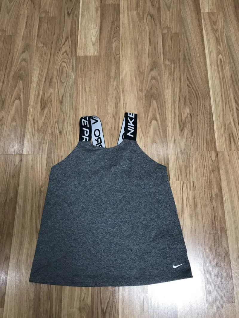 Жіночі спортивні футболки,майки  Nike,Puma,Adidas,Reebok — фото 3
