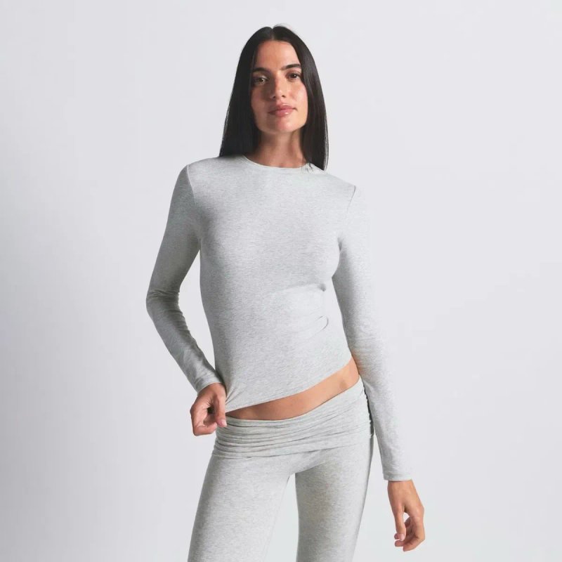 Жіночий лонгслів SKIMS Cotton Jersey Long Sleeve T-Shirt ОРИГІНАЛ — фото 2