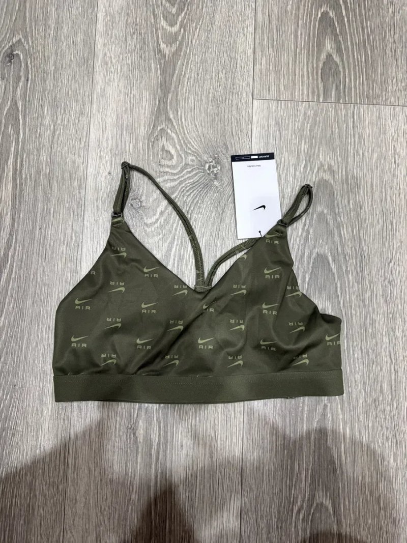 Жіночій Топ бренду Nike, у розмірі М , кольору хакі — фото 2