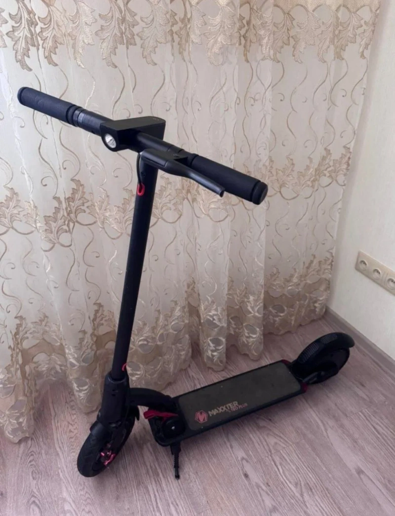 Електросамокат MAXXTER TOE PLUS