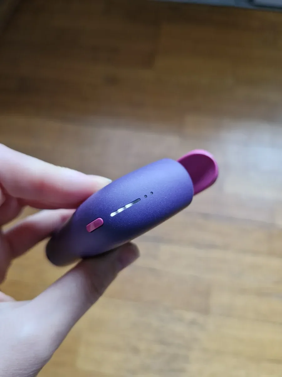 IQOS ILUMA Limited Edition Neon Purple — фото 2