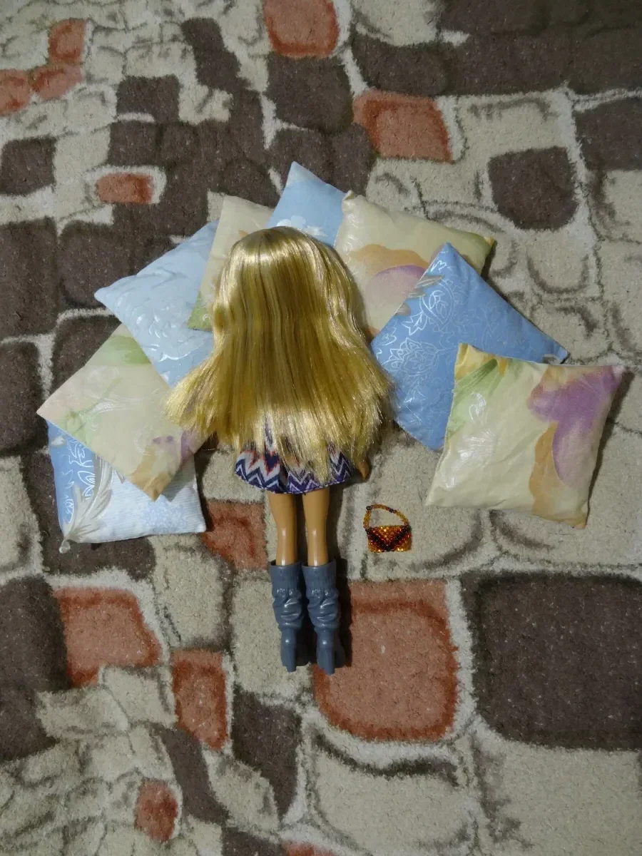 Коллекционная кукла Братц Хлоя (Bratz Cloe Strut It, MGA 2012). — фото 4