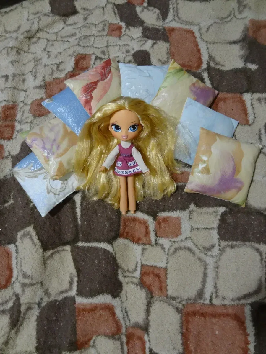 Коллекционная кукла Братц Кидс (Bratz Kidz) Хлоя из зимней серии Winte