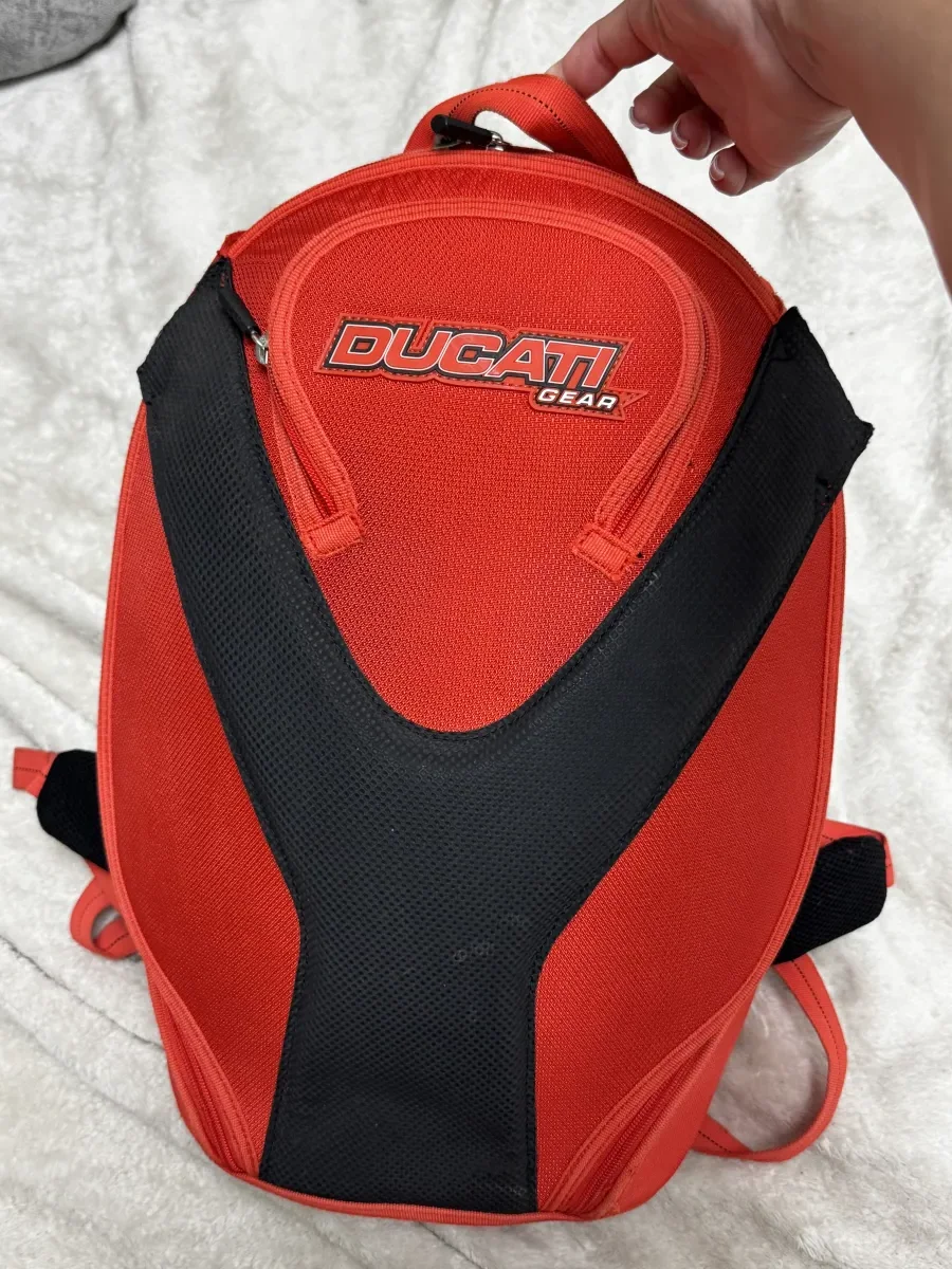 Красный моторюкзак Ducati Gear