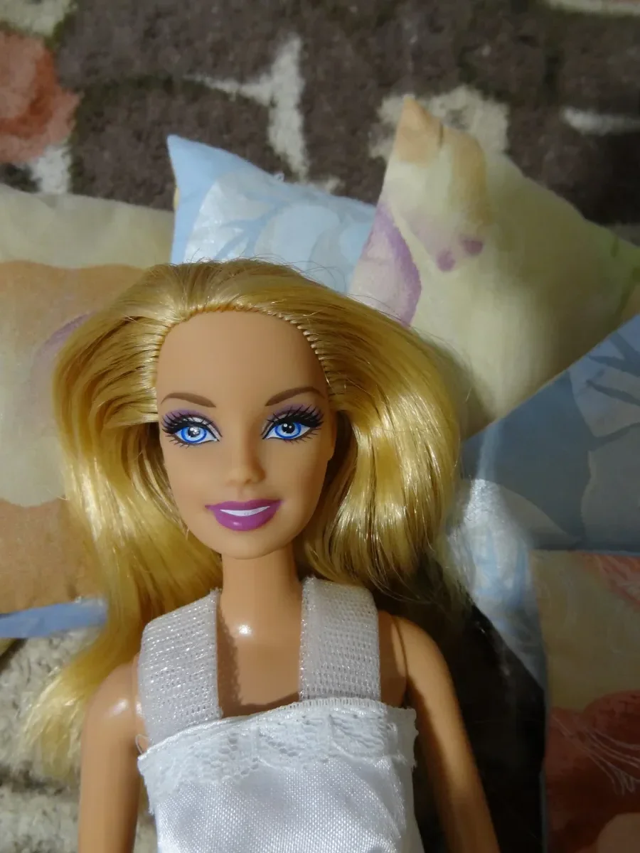 Кукла Барби Лиана Хрустальный замок 2008 / Barbie Diamond Castle Liana — фото 2