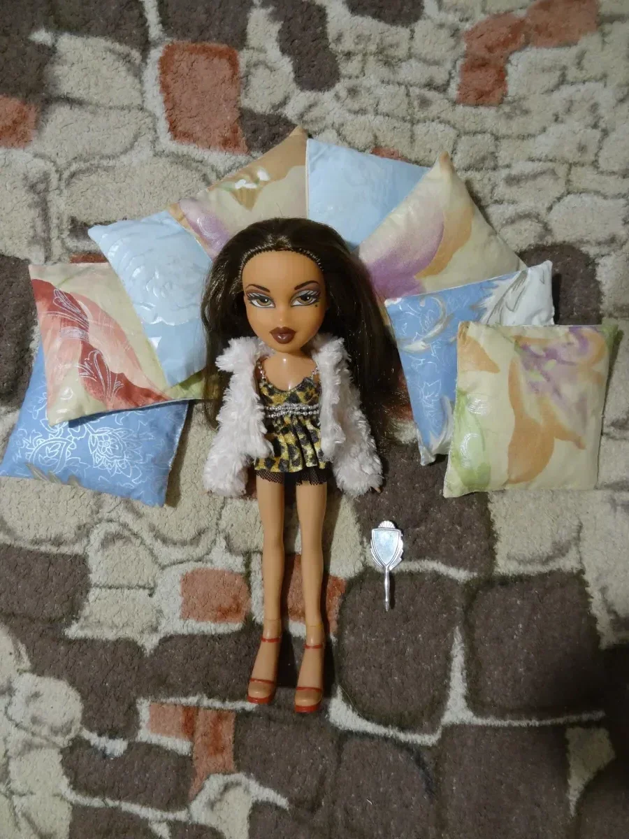 Кукла Bratz Yasmin Братц Ясмин Оригинал MGA Винтаж