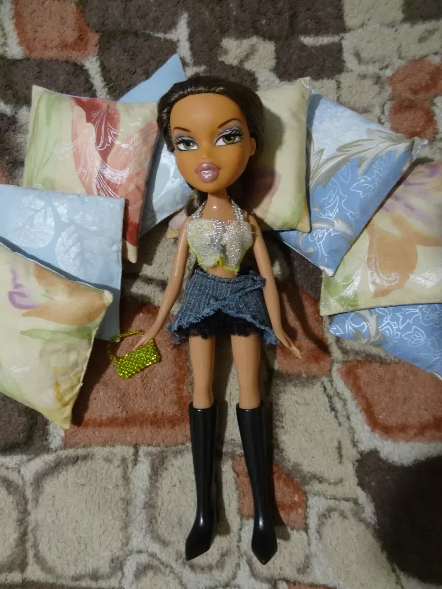 Кукла Bratz Yasmin Strut It Братц Ясмин Оригинал MGA 2002