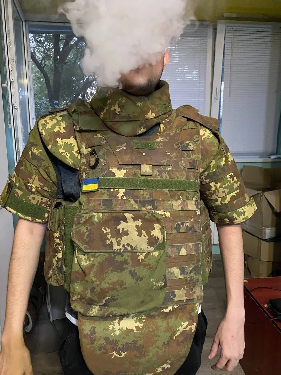 Продам броню,каску,аптечку