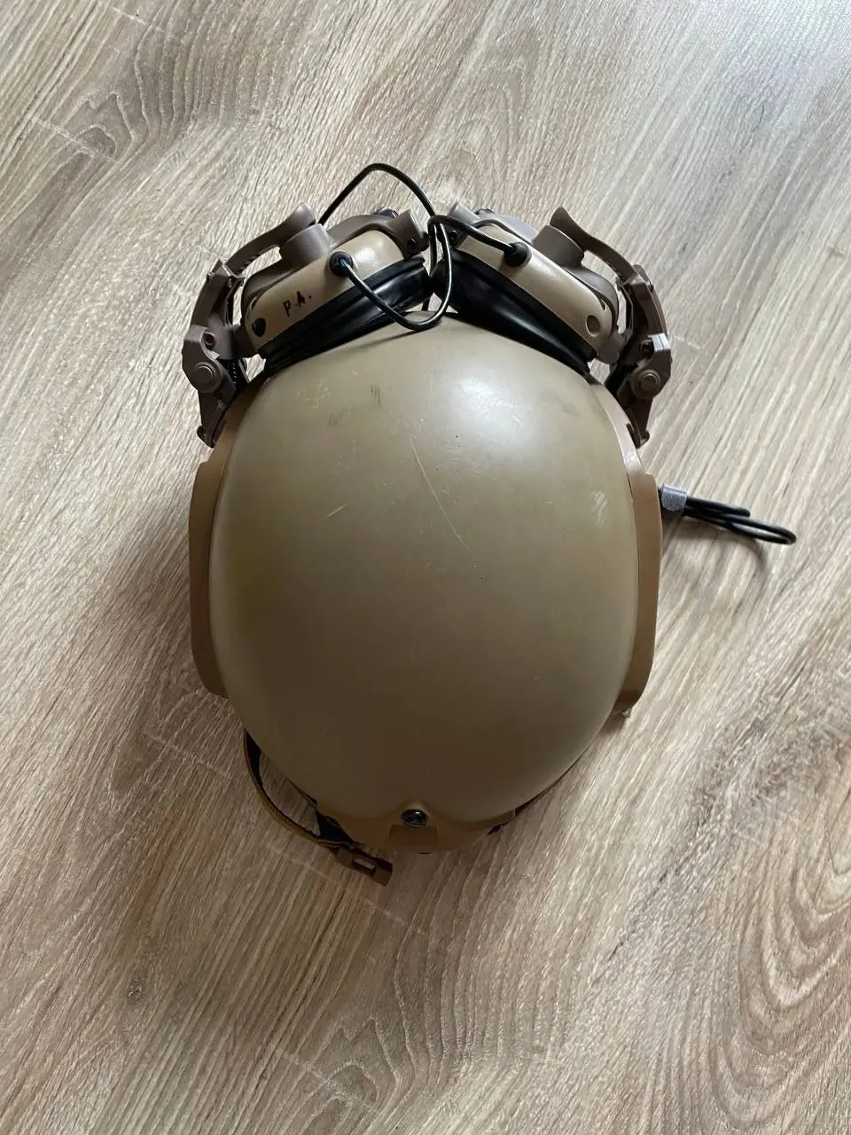 Наушники, Напевно не працюють віддам з каскою