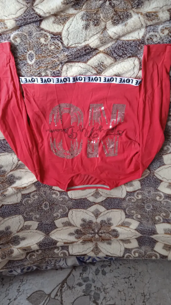 Червона укорочена кафта