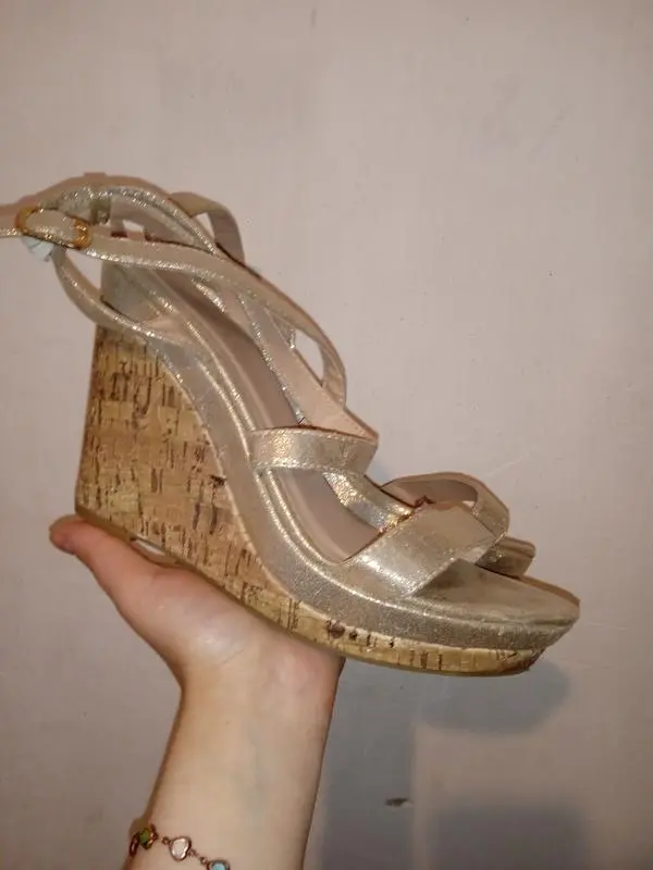 Босоніжкі жіночі 39 р