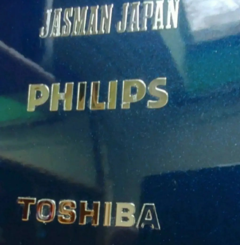 Логотипы металлические качество завод