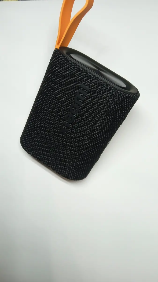 Портативна колонка Xiaomi Sound Pocket — фото 2