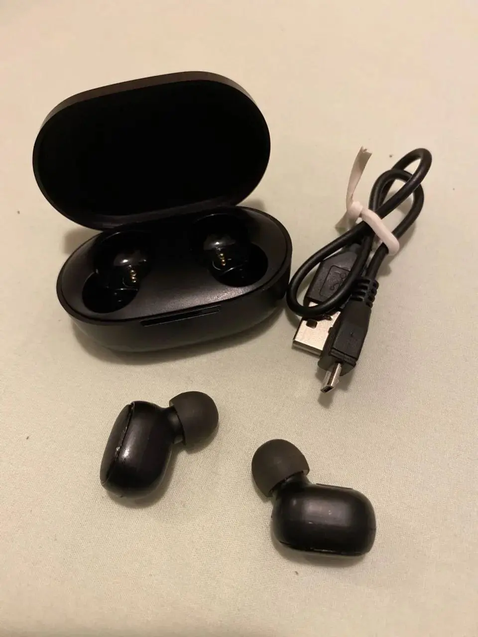 Навушники пездротові