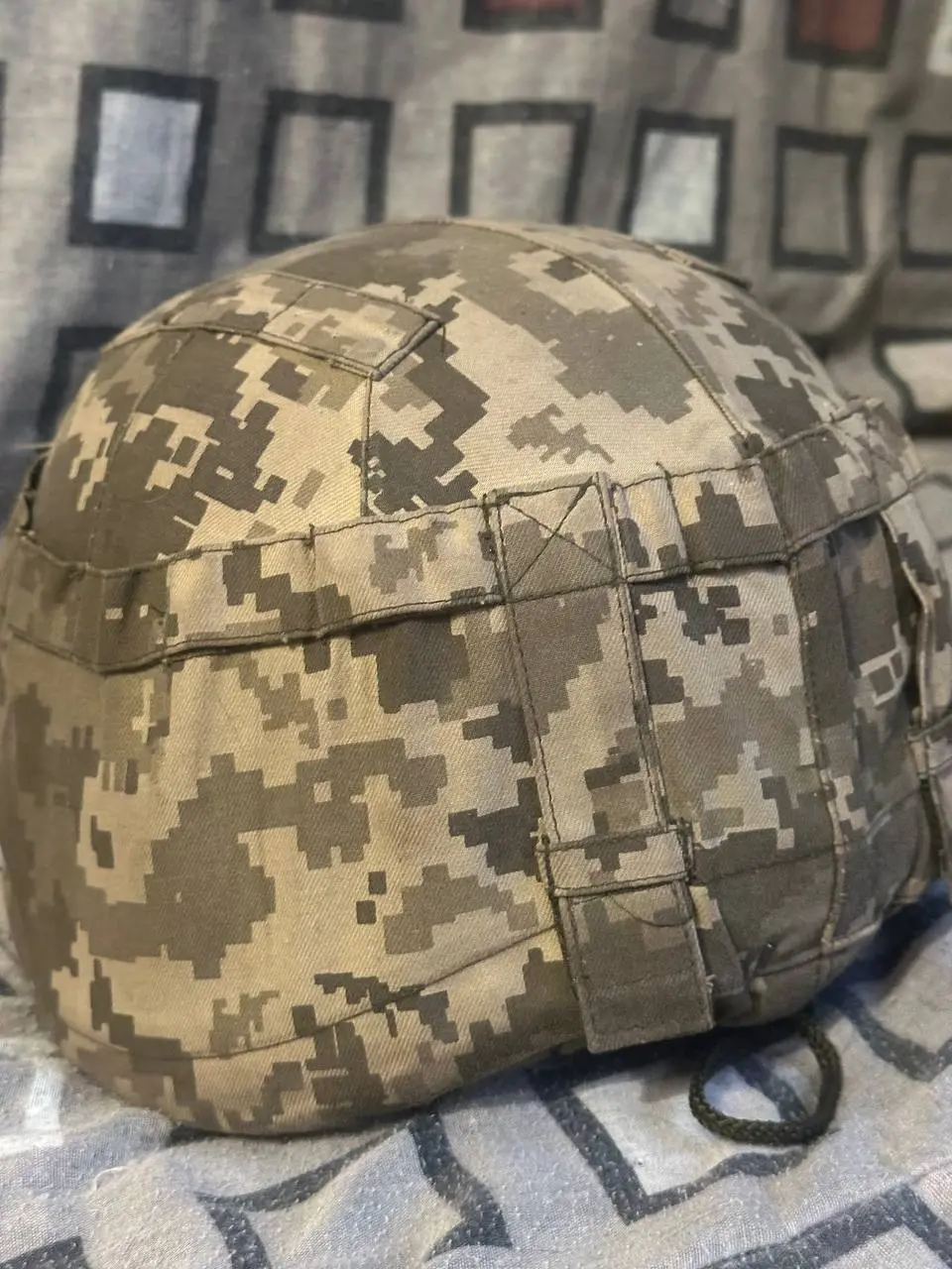 Каска шолом нова. Розмір М.