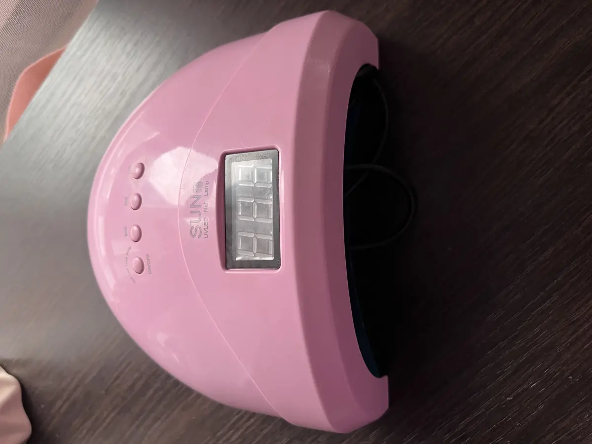 Лампа для манікюру