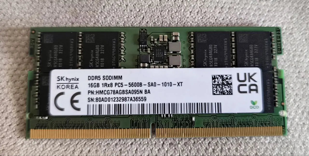 Оперативная память для ноутбука SK Hynix 16GB DDR5 SODIMM 1Rx8 PC5-5600B SA0 1010 XT Single 16GB SODIMM RAM.