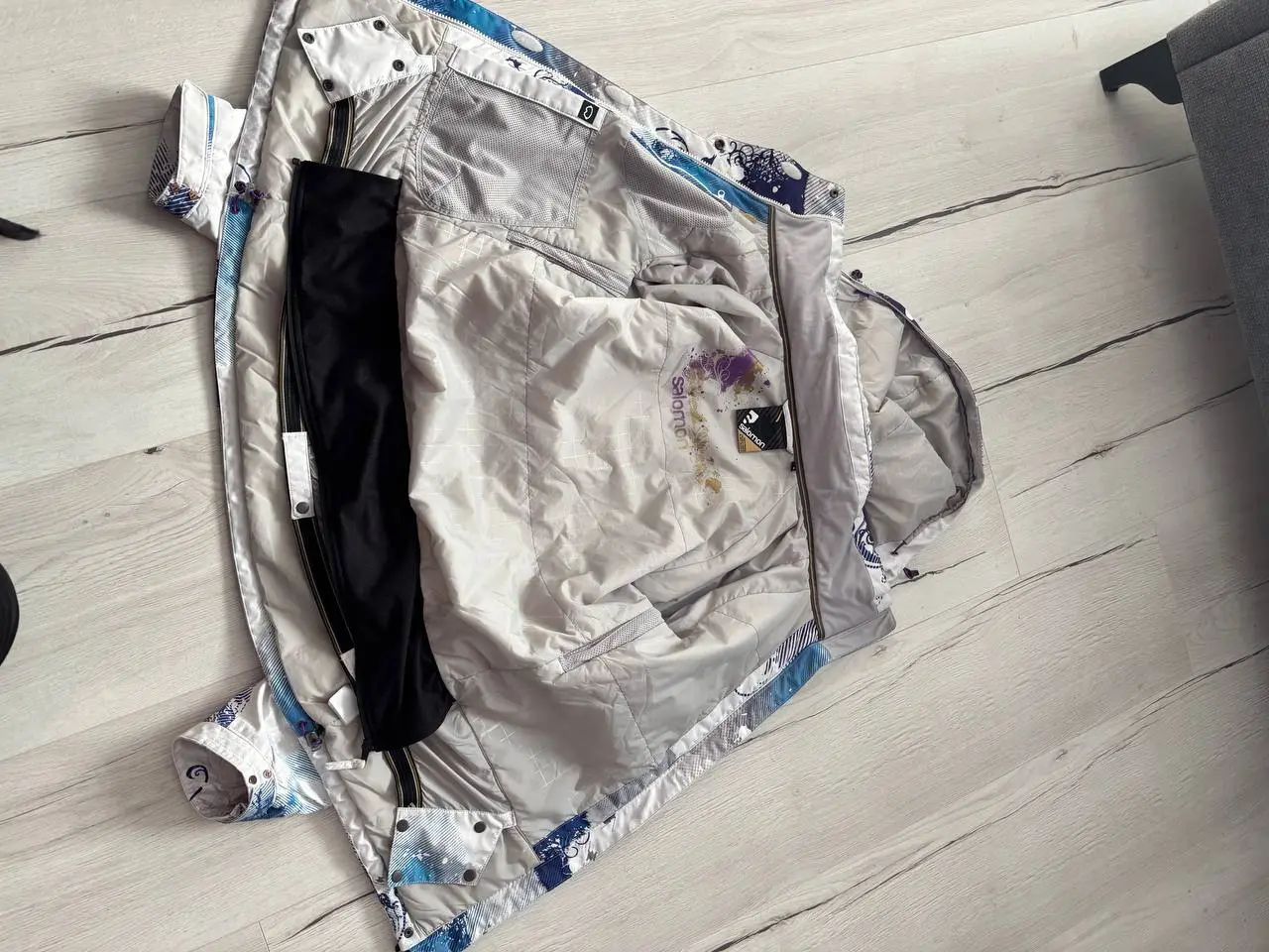 Куртка жіноча гірнолижна Salomon