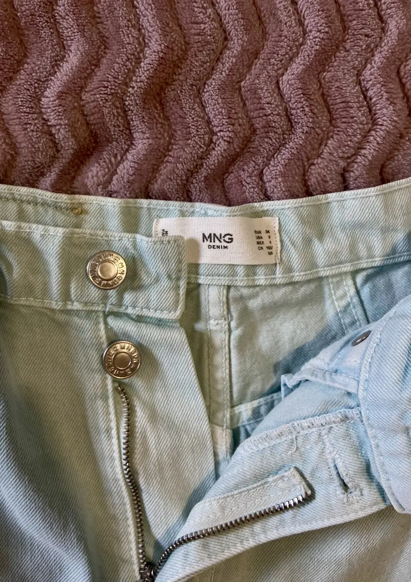 Джинси жіночі Mango