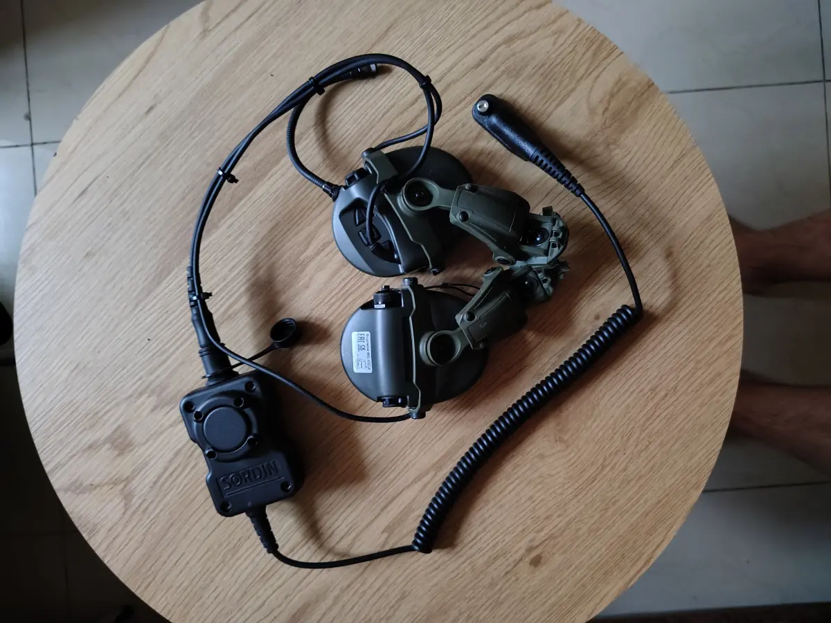 Продам навушники активні Sordin Supreme MIL CC Neckband Green