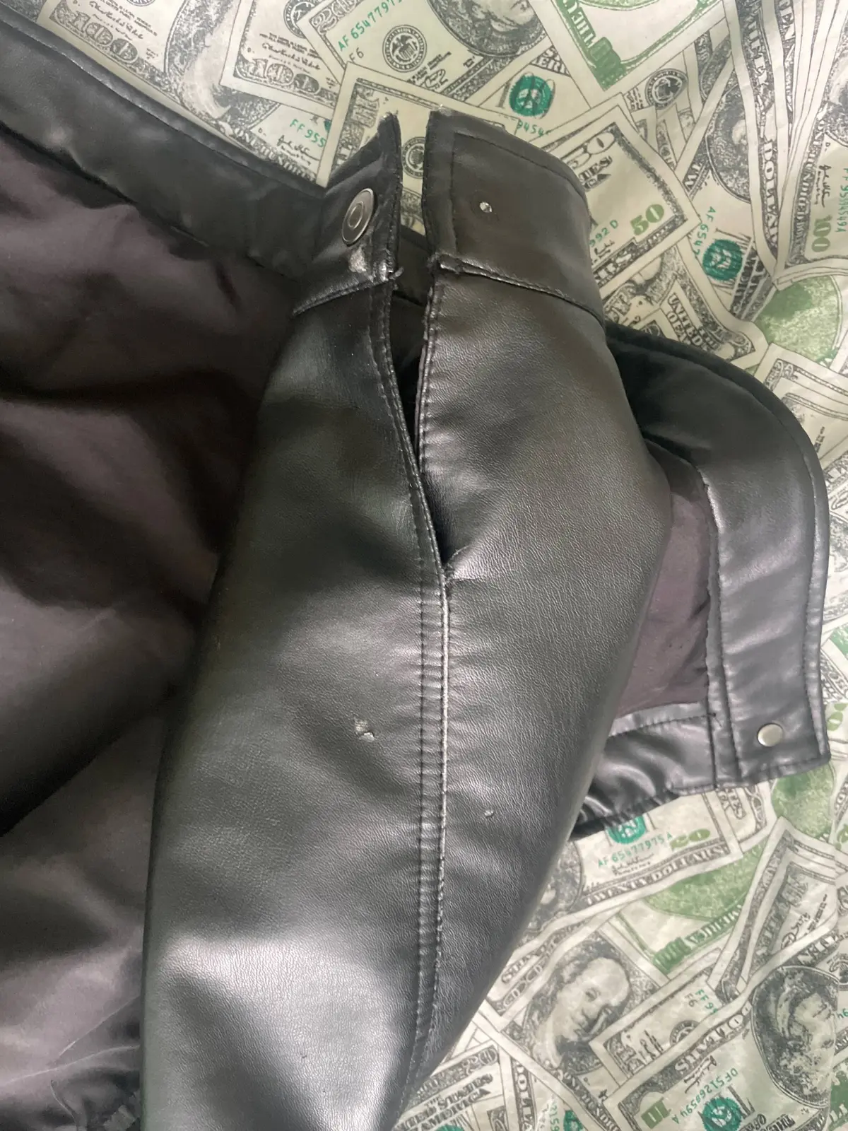 Шкіряна куртка від ZARA — фото 5