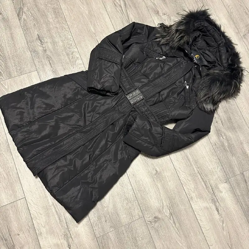 Черный зимний пуховик Cavud размер S ниже колен