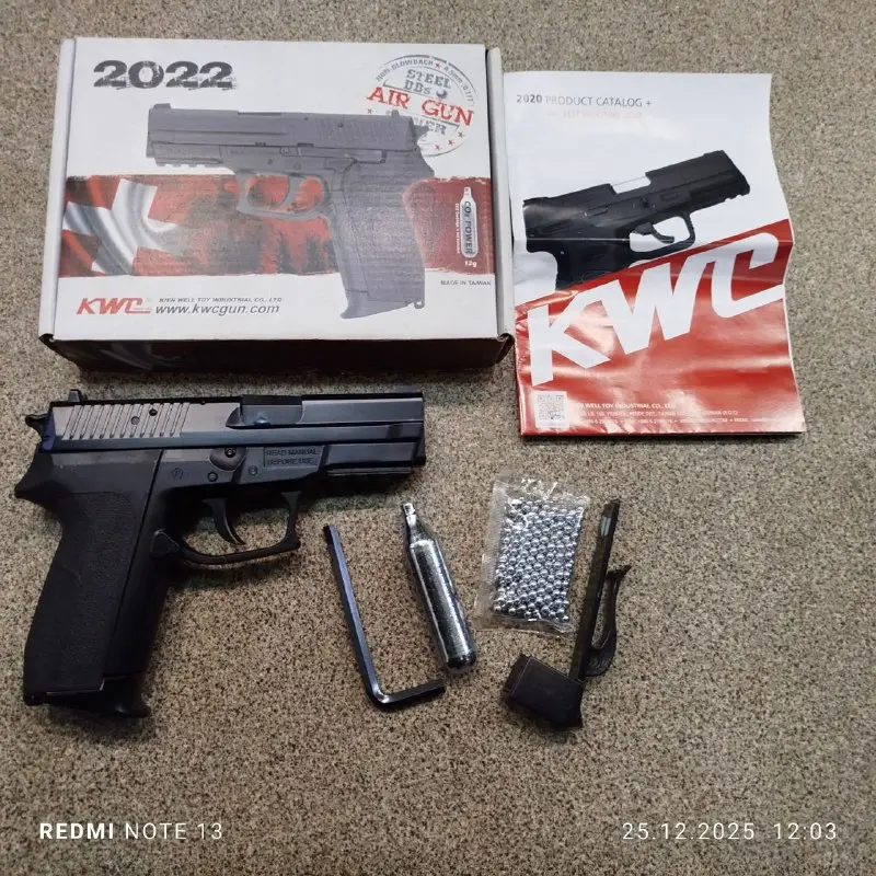 Пневматичний пістолет KWC 47D Sig Sauer Metal Black