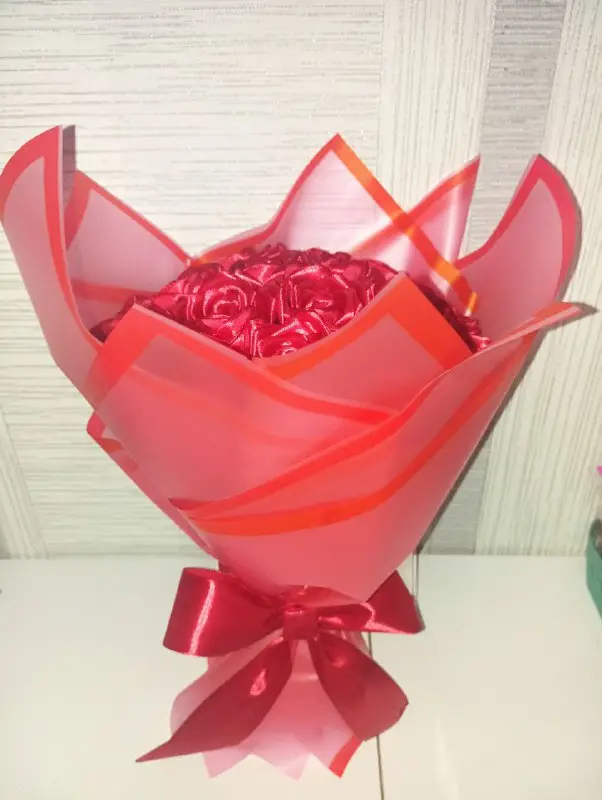 Букет з атласної стрічки Handmade ручної роботи Червоний — фото 2