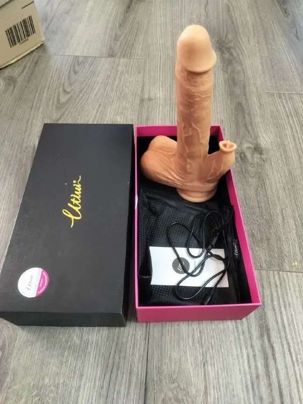 Реалістичний вібратор Uttimi 20 см