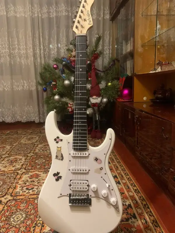Електрогітара Parksons ST-170 HSS White
