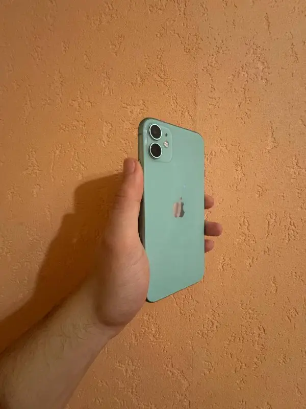 Apple iPhone 11, 12 Pro, 14 (128GB/256GB)