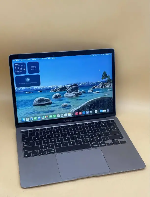 Apple MacBook Air, MacBook Pro, Apple Watch - Оригінальна техніка