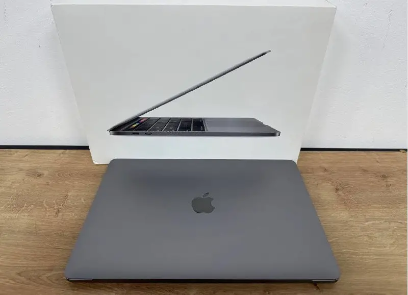 Apple MacBook Air, MacBook Pro, Apple Watch - Оригінальна техніка — фото 3